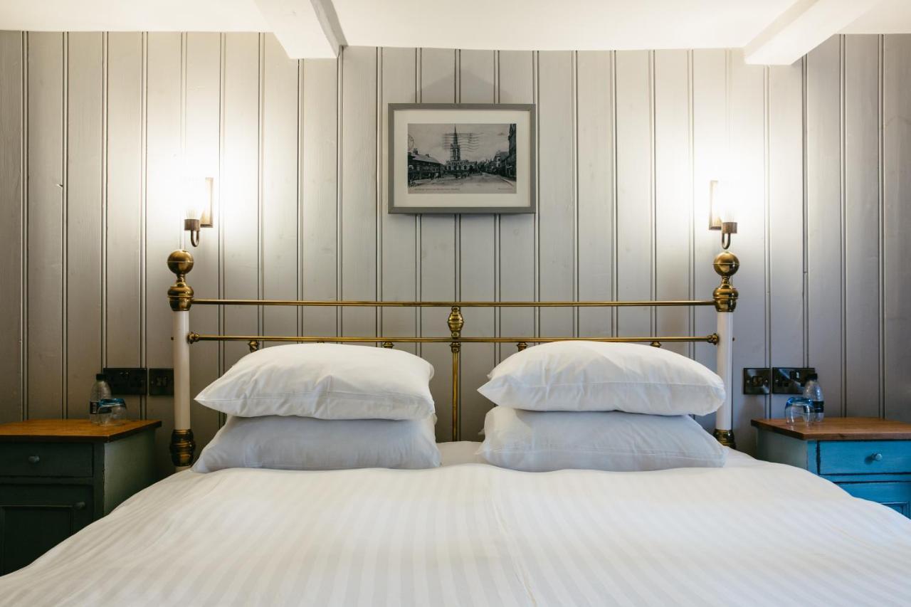 Crown Hotel Стамфорд Экстерьер фото