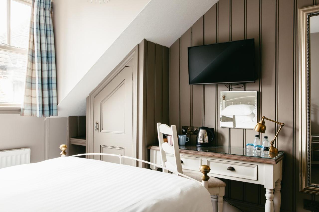 Crown Hotel Стамфорд Экстерьер фото
